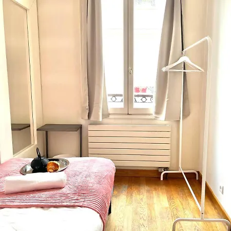 Apartment Cosy In The Marais District