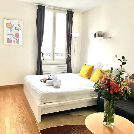 Cosy In The Marais District *