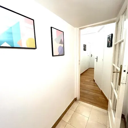 Urban Appartment In The Marais Parijs