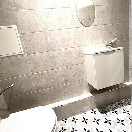 Urban Appartment In The Marais Appartement