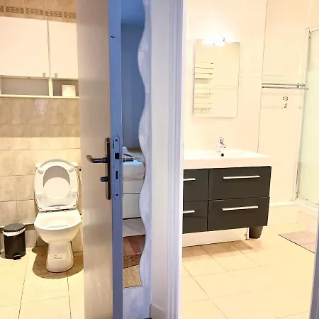 Urban Appartment In The Marais Appartement *