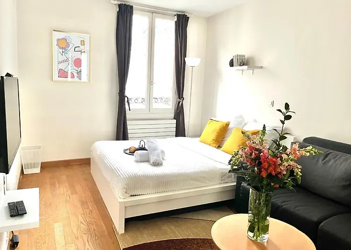 Cosy In The Marais District *